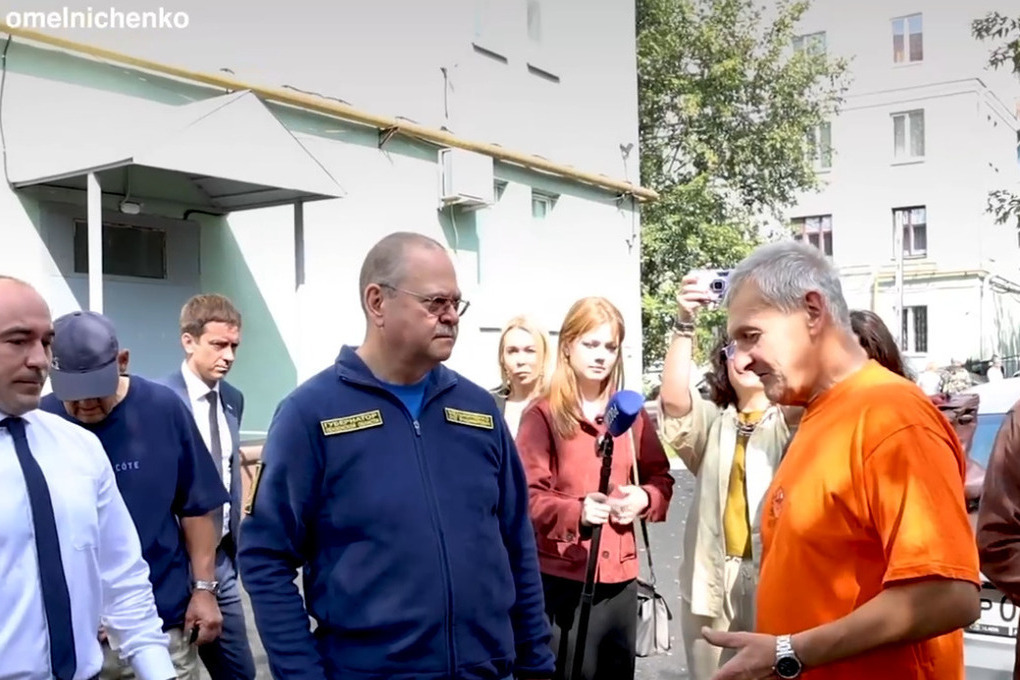 В центре Пензы благоустроили двор, где асфальт не меняли с 80-х годов