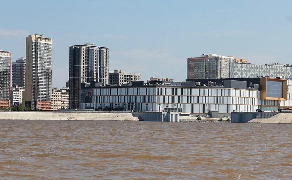 Хабаровск начало подтапливать из-за подъема воды в Амуре