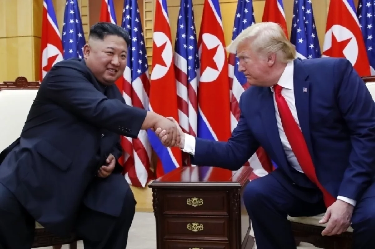 Трамп опубликовал фото Ким Чен Ына после сообщений о переговорах с КНДР