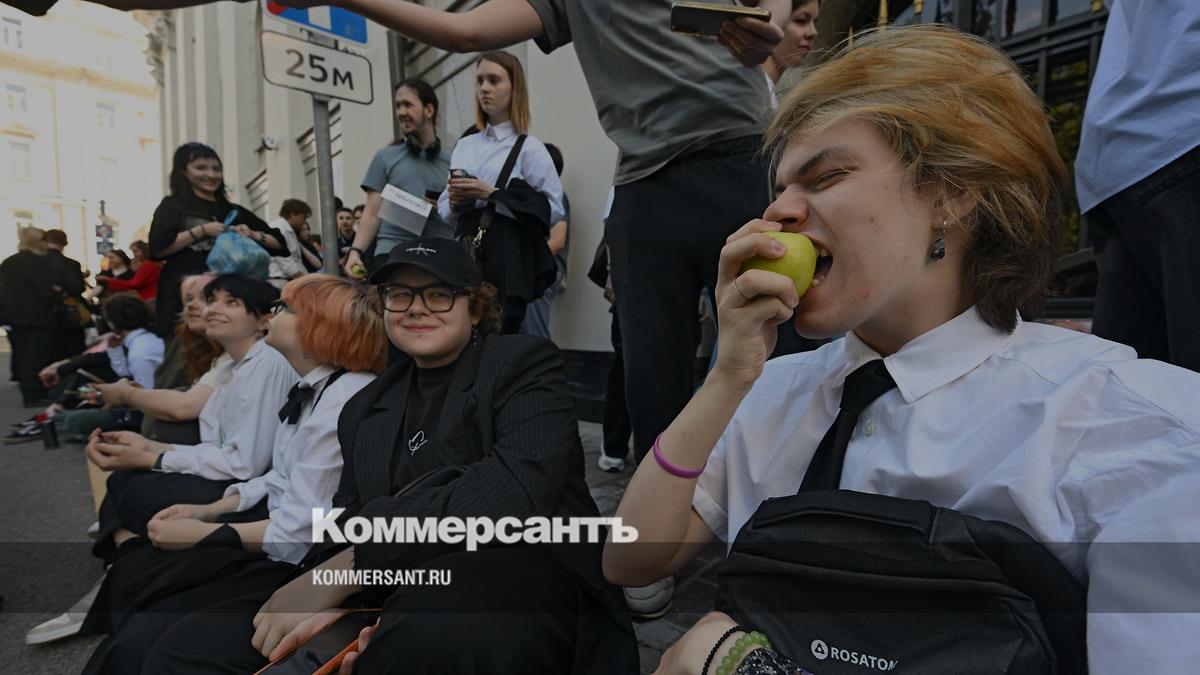 ?Яблоко» не признало иск «Родины» о снятии с выборов в Госдуму