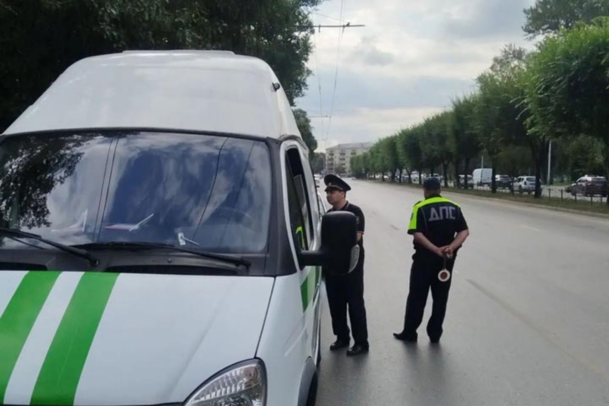 Приставы арестовали Lexus и Mercedes во время рейда в Абакане