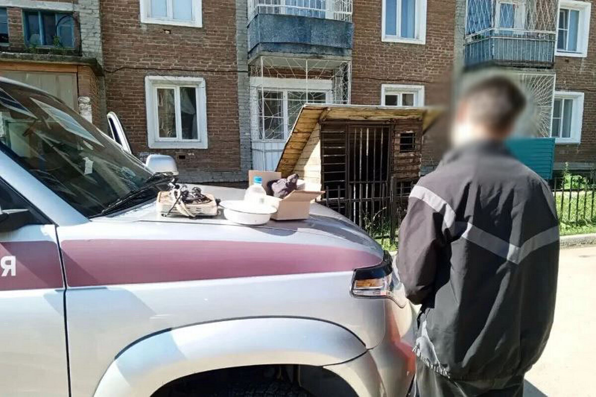 В Закаменске наркоман гулял по городу с миской для приготовления зелья