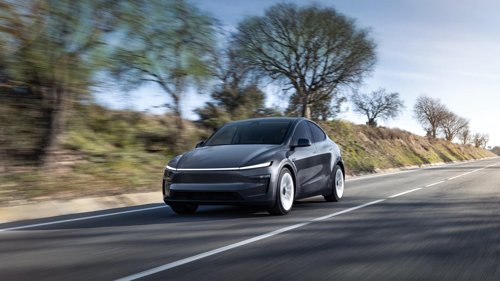 Владельцы новейших Tesla Model Y 2026 года разочарованы: им придётся сильно раскошелиться, чтобы использовать адаптер Tesla V2L