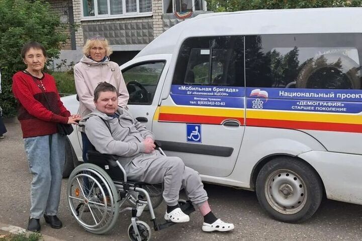 Мобильная бригада помогла жителю Козловки пройти обследование