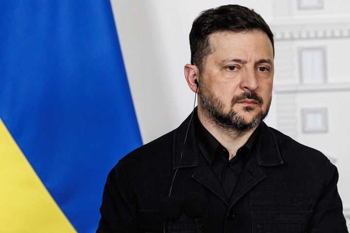 Зеленский лично приехал на перезахоронение основателя ОУН*