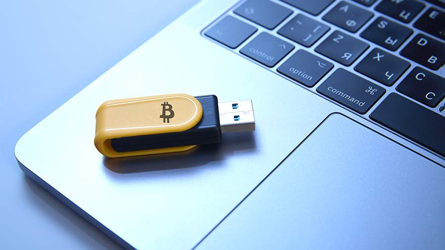 Эксперт спрогнозировал движение биткоина к $70 тыс. до середины августа