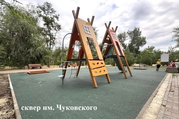 В Ростове обновили еще пять детских игровых площадок
