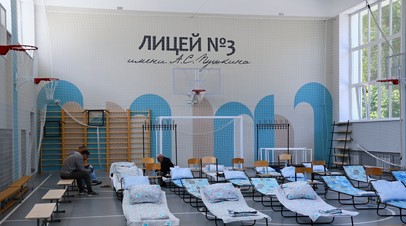 В Нижнекамске развернули ПВР для пострадавших от атаки БПЛА