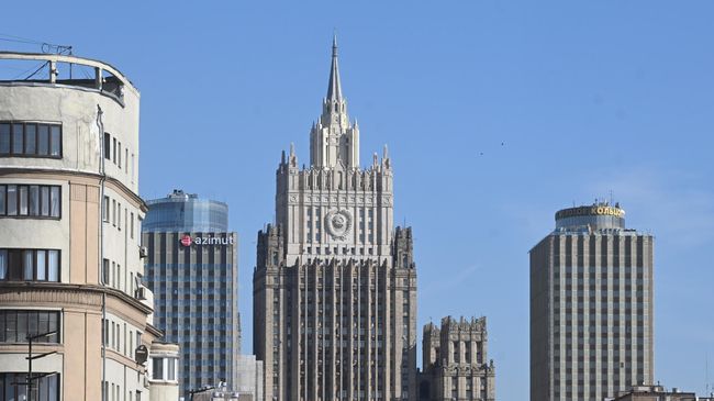 МИД назвал решение Киева сорвать визит Гросси на ЗАЭС безрассудным шагом