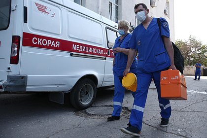 Учителя пострадали от взрыва светошумовой гранаты в школе под Москвой