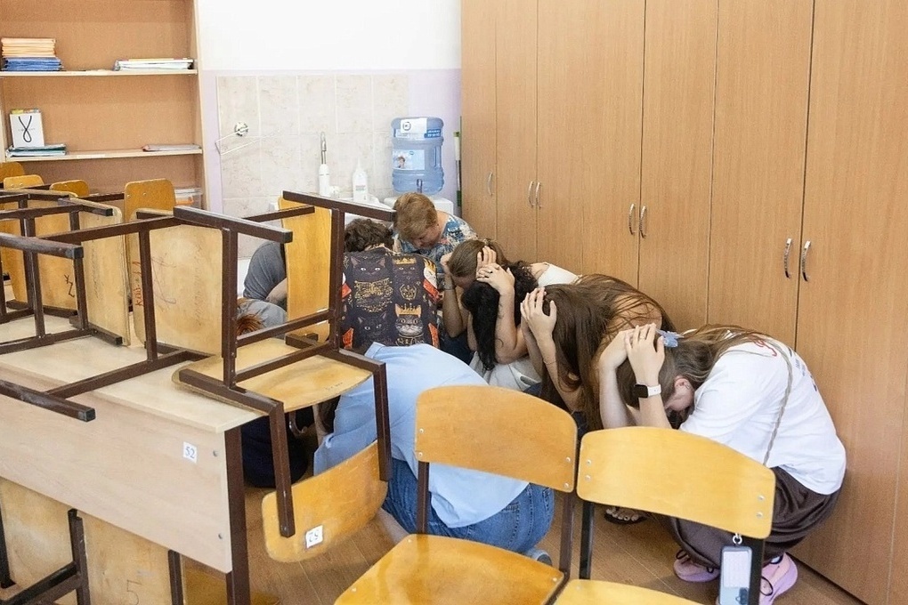 В 450 школах и колледжах Краснодара отработали действия при захвате заложников и атаке БПЛА