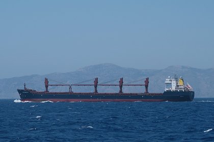 Греческое судно в Черном море загорелось после попадания дрона