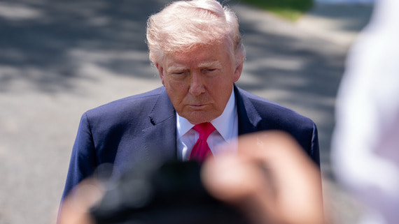 Трамп: США не ведут и не планируют переговоров с Ираном