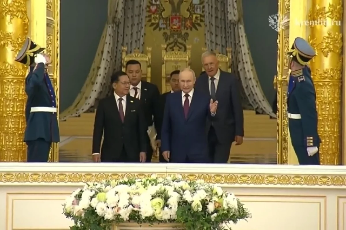 Путин рассказал о планах строительства храма РПЦ в Мьянме
