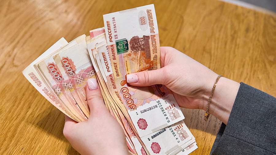 Россияне назвали жизнь не по средствам своей главной финансовой ошибкой
