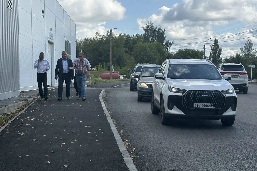 Представители Общественной палаты ознакомились с качеством ремонта двух костромских улиц
