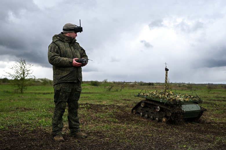 Военный эксперт рассказал, зачем роботы нужны на СВО