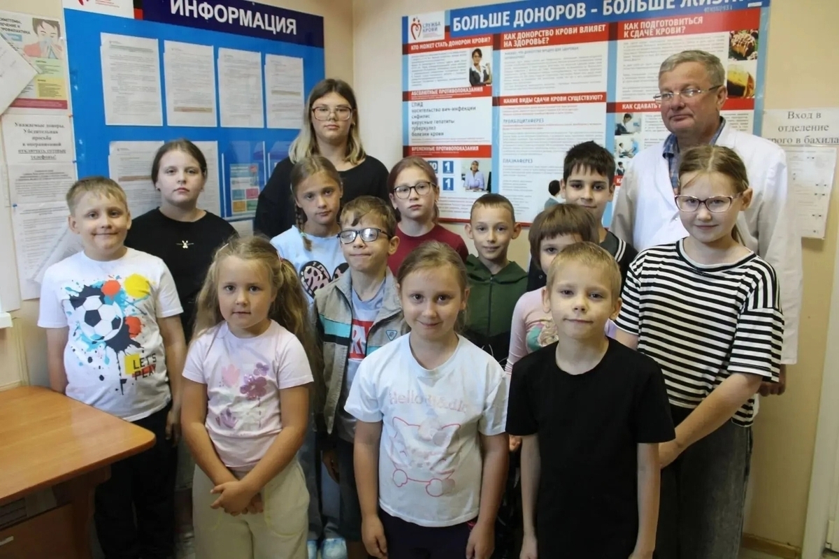 Для юных жителей Ливен провели экскурсию в Службе крови