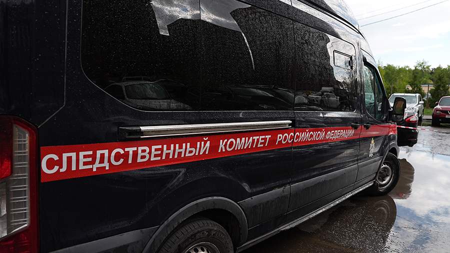 На Дальнем Востоке мужчина устроил поножовщину в чужой квартире и угнал Lexus