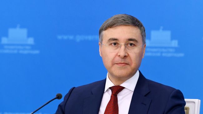 Абитуриенты все чаще выбирают инженерные направления, сообщил Фальков