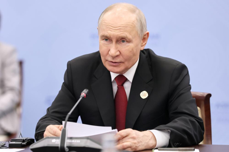 Путин призвал кратно нарастить применение современных технологий в соцсфере