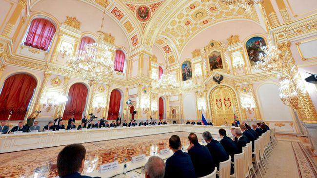 Путин призвал инвестировать в проекты, ориентированные на внутренний спрос