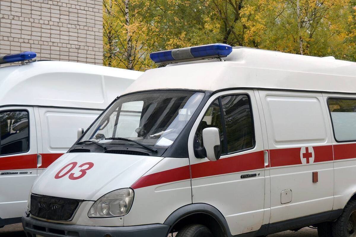 Два человека пострадали при взрыве газового баллона во дворе дома в Дагестане