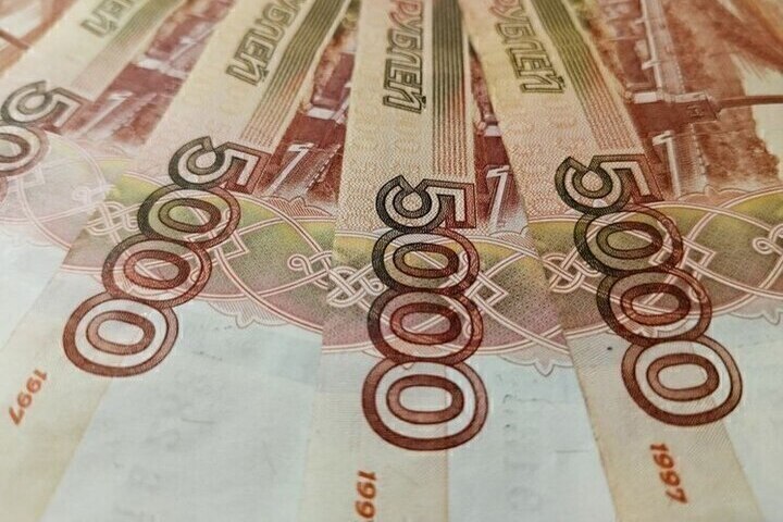 Мужчина с сайта знакомств украл 45 тысяч рублей у жительницы Губкина