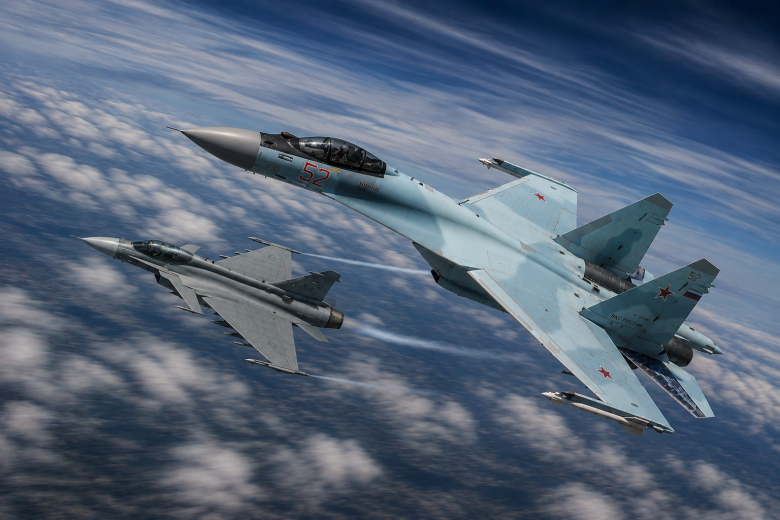 Швеция поставит ВСУ новые самолеты Gripen: сравнили их с российскими Су-35