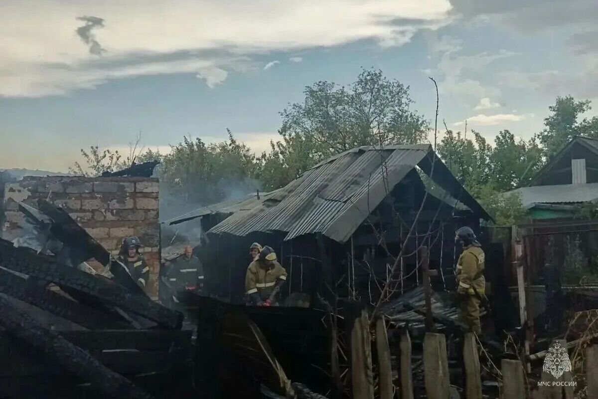 В алтайском селе вспыхнула баня