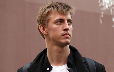 Режиссер Кокорин назвал недопустимым приглашение киноактеров в театр ради сборов