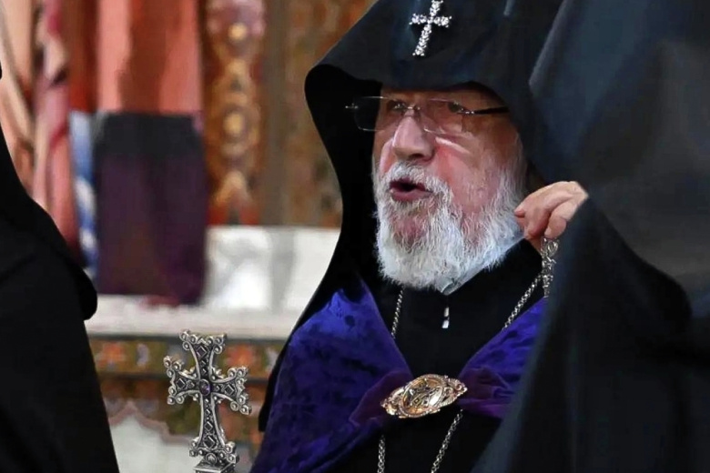 В программу развития Армении включили свержение главы церкви
