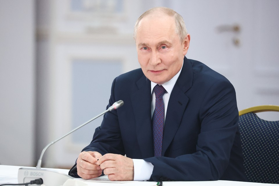 "Где людям хотелось бы жить и воспитывать детей": Путин обсудил, какими должны быть города будущего в России