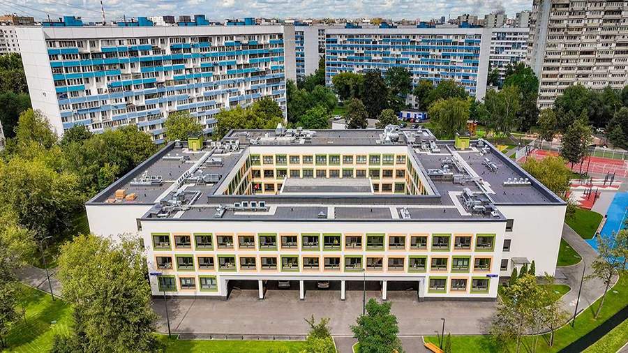 В Москве к новому учебному году отремонтировали 100 школ
