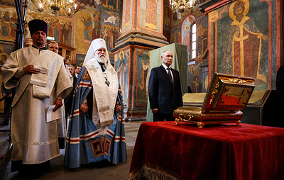 Участие Путина в молебне и доступ к мощам св. Дмитрия Донского на СВО. Что известно