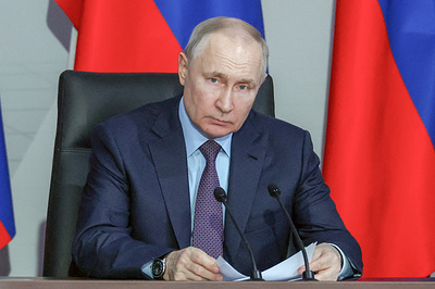 Путин назвал чудесным обретение мощей Дмитрия Донского