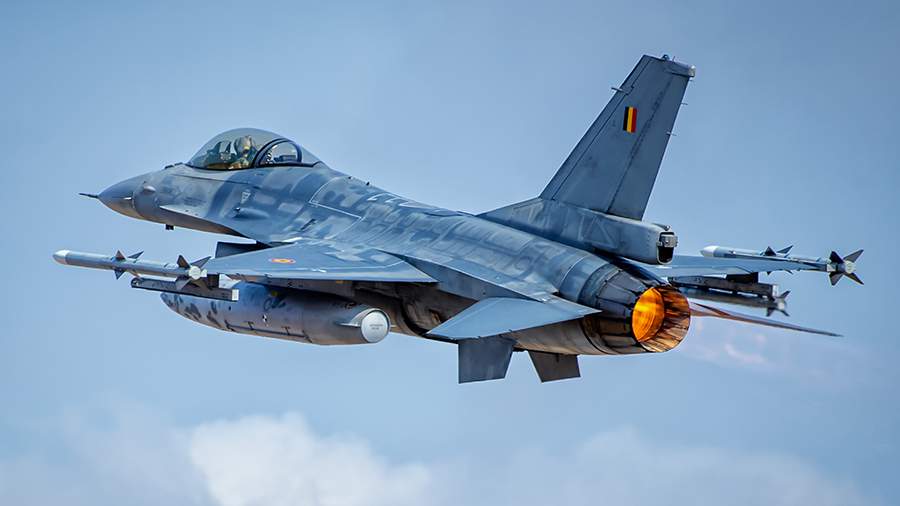Румынский F-16 уничтожил морской дрон у газового месторождения в Черном море