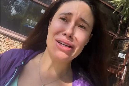 Звезда «Уральских пельменей» в слезах рассказала о нападении собаки
