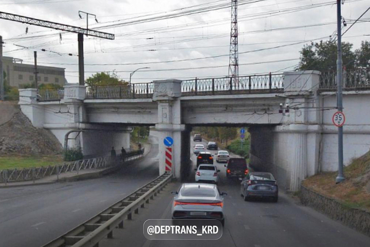 В Краснодаре ограничат движение под путепроводом на Ставропольской