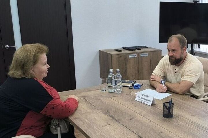 Депутат Олег Кочетков провел прием граждан в Пензе