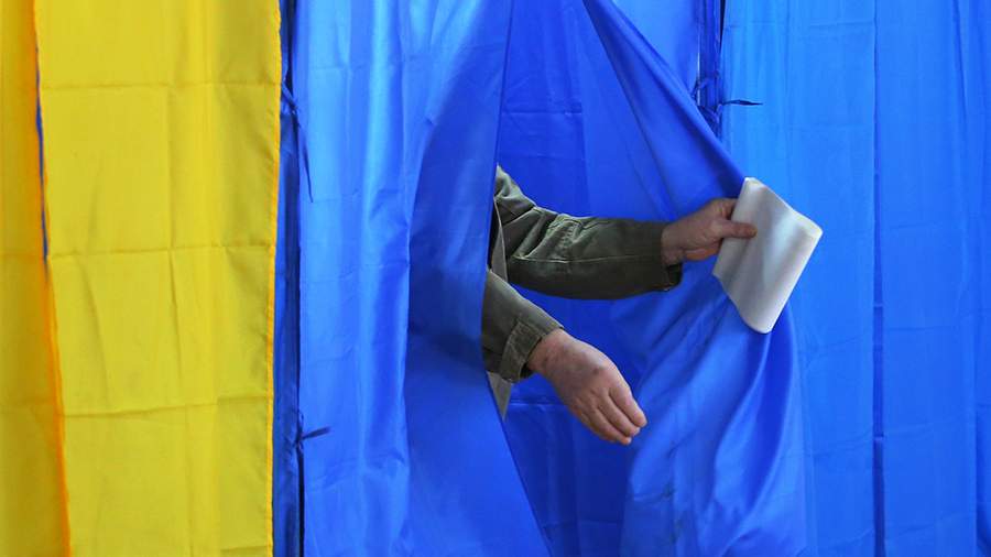 В ЕК заявили о невозможности подтолкнуть Украину к проведению выборов