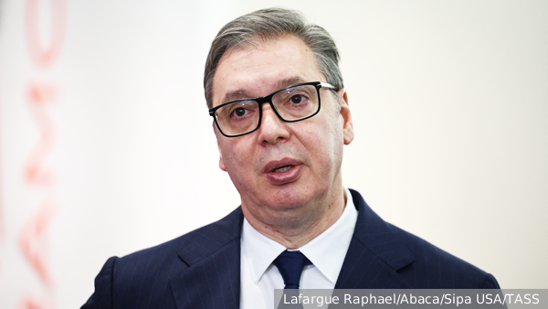 Вучич выразил благодарность России за помощь в тушении лесных пожаров в Сербии