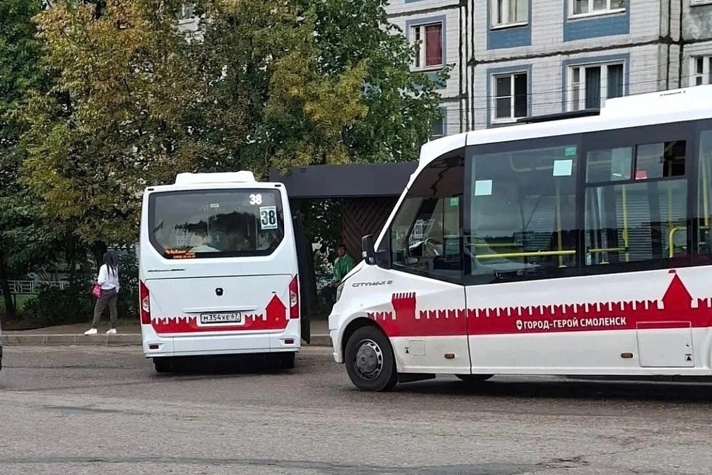 В Смоленске еженедельно проверяют соблюдение расписания общественным транспортом