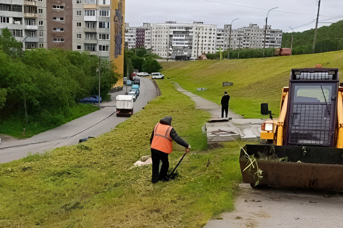 Мурманск стал чище на 33 кубометра за два дня уборки