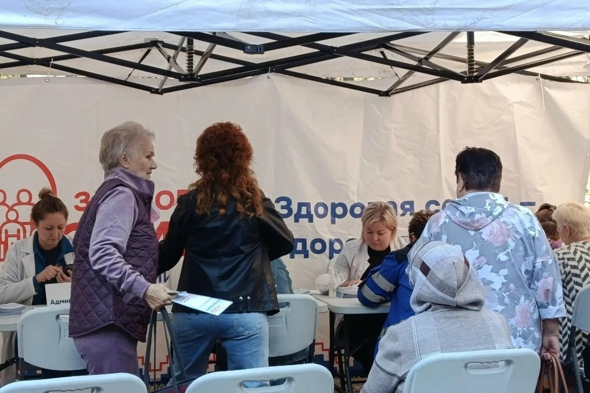 «Поезд здоровья» в Хвойнинском округе посетили 235 взрослых и 98 детей