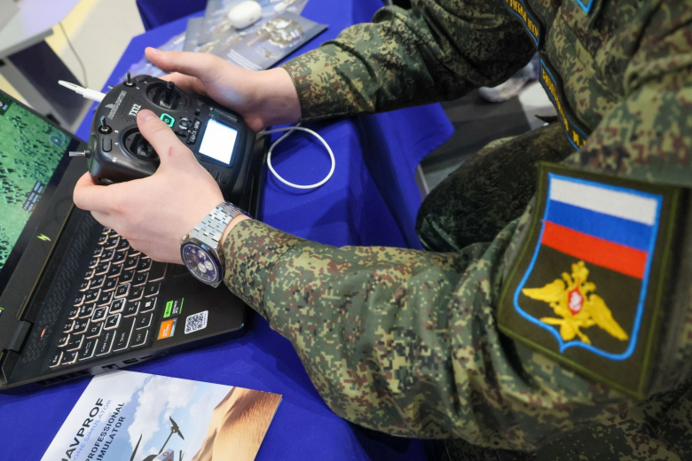 Беспилотники спасли окруженных российских бойцов от голода