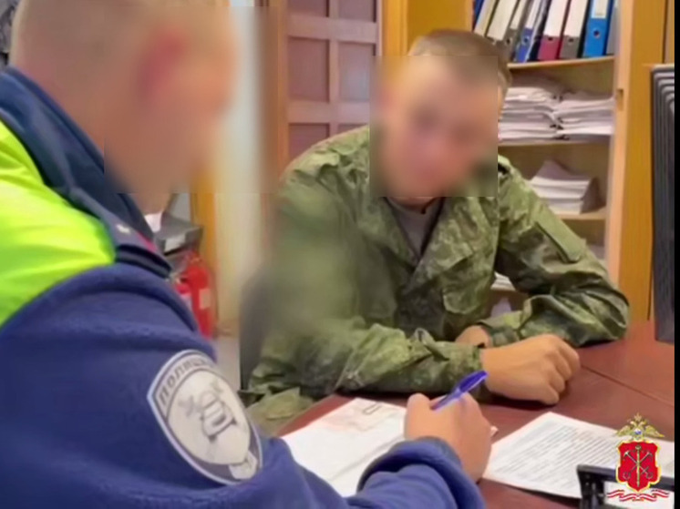 В Лужском районе на парковке ТЦ задержали и доставили в отдел спесивца на BMW M4