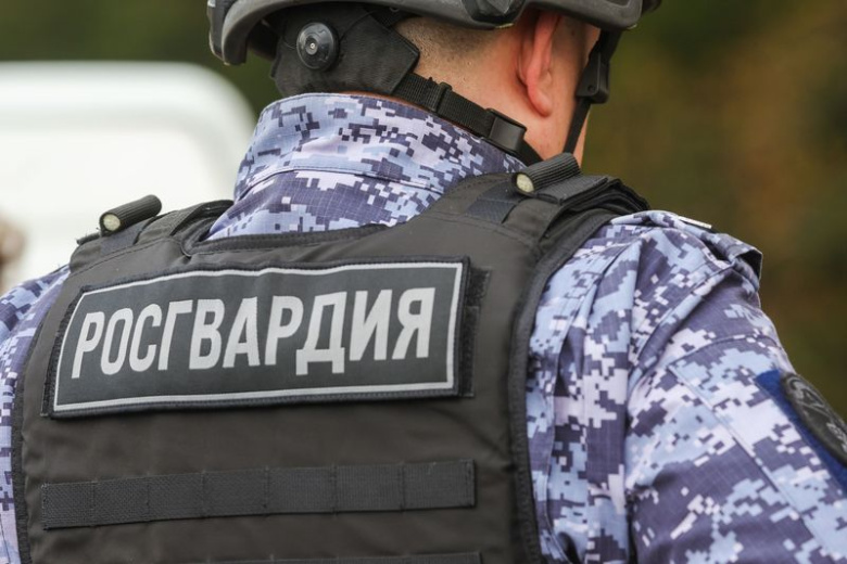 Группа «сталкеров» пыталась попасть на крышу охраняемого объекта