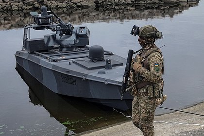 Опасность атаки морских дронов объявили в Севастополе
