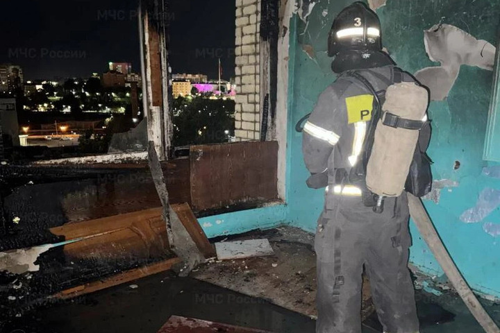 В Орловской области из-за пожара эвакуировали 14 жителей многоэтажки
